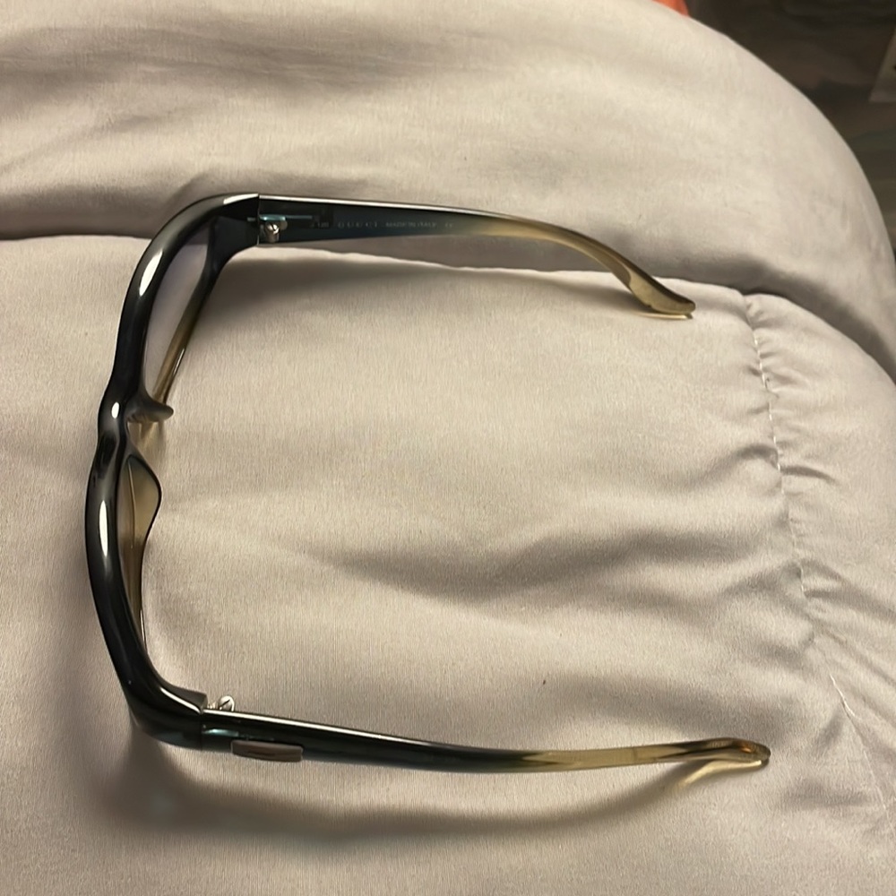 Trade or Buy Gucci GG HOT sunglasses - Picture 5 of 6